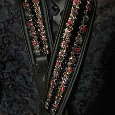 Well-Hung "Showstoppah!" 3-1/4" wide padded leather and beaded Class Act Guitar Strap image 3