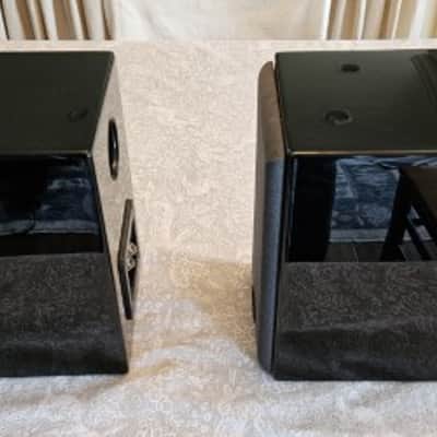 MCM Bookshelf two-way speakers w/dome tweeters 2000s - piano black image 4