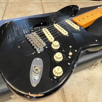 2008 Fender Custom Shop David Gilmour Stratocaster Relic Black image 9