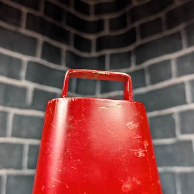 Red 7½" Cowbell – Bright, Cutting Tone – Live‑Ready Projection – Player‑Grade image 2