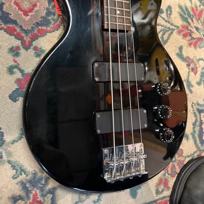 Hamer Slammer short scale bass image 2
