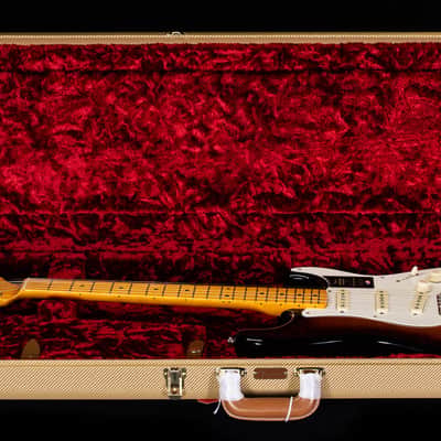 Fender American Vintage II 1957 Stratocaster Maple Fingerboard 2-Color Sunburst (556) image 7