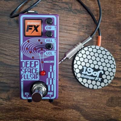 Rainger FX Deep Space Pulsar with Igor Pressure Pad Controller and Microphone 2010s - Purple/Blue image 1