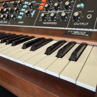 Moog Minimoog Model D Reissue (2022+ Cherry): Boxed, w/cover, Mint image 2