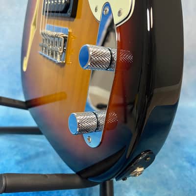 2011 Fender Japan Pawn Shop '72 Semi-Hollow Sunburst w/ Shop Tags, MIJ image 12