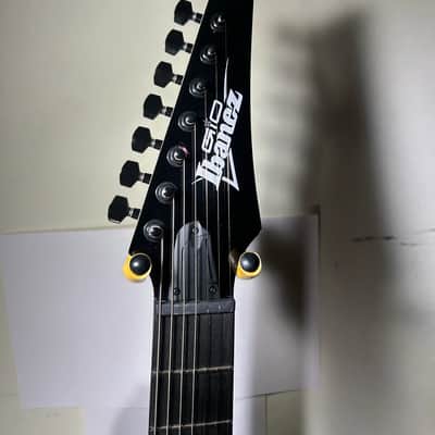 Ibanez Electric Guitar Transparent Black Burst Finish - GRG7221QA-TKS Gio image 3