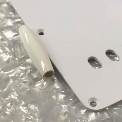 Fender USA Vintage NOS White No Relic Tremolo Cover Strat Back Plate Single Ply image 7