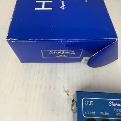 With box and feet Visual Sound H2O V1 2000s - Blue image 9