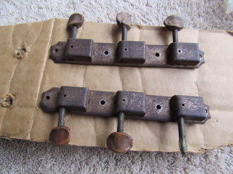 Kluson Deluxe No Line 3 On A Strip Tuners Vintage 1950's Needs New Buttons Fits Les Paul Jr & Others image 1