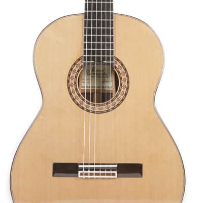 Raimundo 155 Classical Guitar image 4