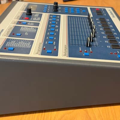 E-MU Systems SP-12 8-Voice Drum Sampler 1985 - 1987 - Blue image 9