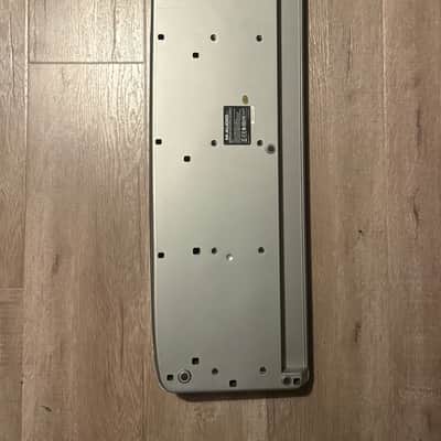 M-Audio Oxygen 49 MKI MIDI Keyboard Controller 2006 - 2009 - Silver image 2
