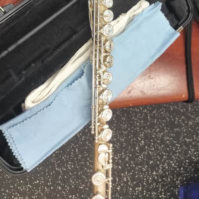 Yamaha YFL-200AD II Advantage Flute 2010s - Silver image 3