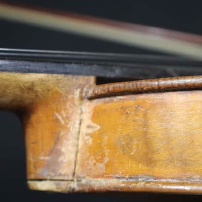 An Antique Unmarked Antonius Stradivarius Model Full Size 4/4 Violin, Bow & Case   # 17 V image 6