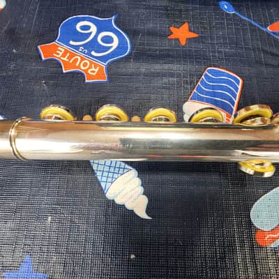 Yamaha YFL 262 OPEN HOLE FLUTE MINT image 6