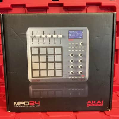 Akai Akai Pro MPD24 USB MIDI Controller w/16 Velocity Sensitive Pads