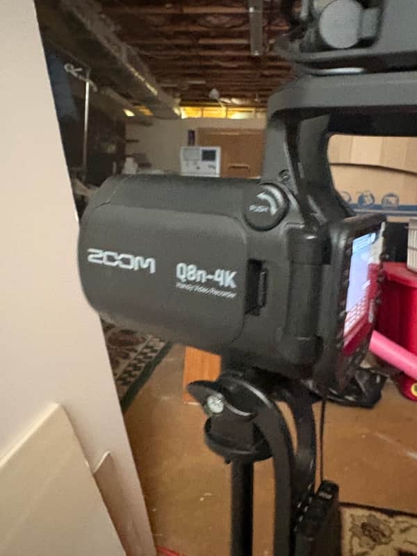 Zoom Q8n-4K UHD Handy Video Recorder 2022 - Present - Black image 1