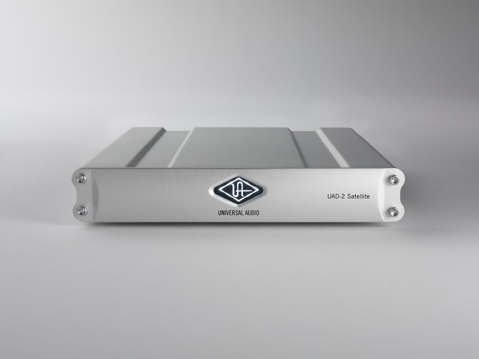 Universal Audio UAD-2 Satellite Firewire DUO | Reverb Universal Audio UAD-2 Satellite Firewire DUO | Reverb