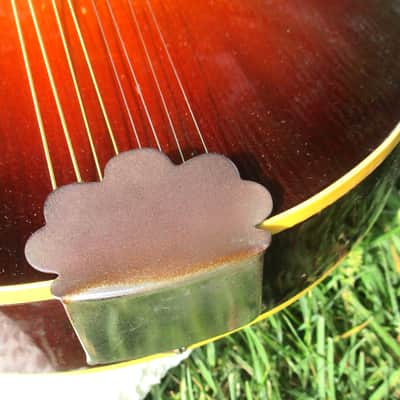 Gibson A-50 Mandolin, 1944, Sunburst, Maple Back & Sides, Case image 8