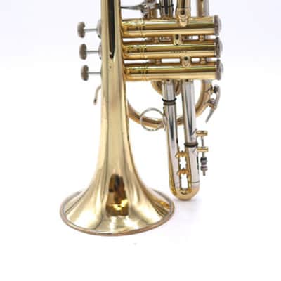 Bach Large Bore Stradivarius 184  Shepherds' Crook Cornet image 5