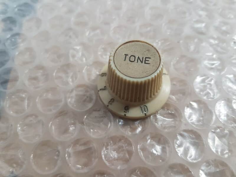 1963 Hofner Verithin Tone Knob image 1