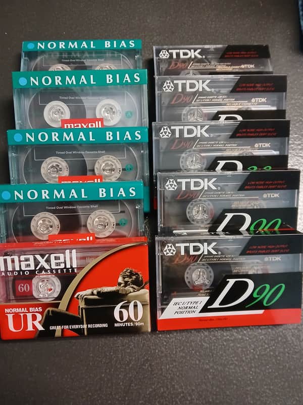 TDK/Maxell D90s and UR60s and one UR90 10 New tapes in total! D90 UR60 UR90 2000s - Black Green image 1