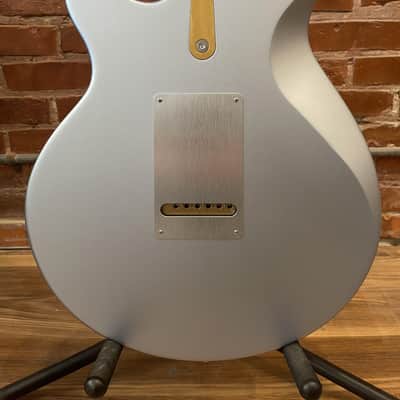 Eastman Fullertone DC'62 Ice Blue Metallic Electric Guitar with gig bag image 4