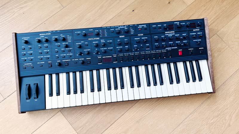 Dave Smith Instruments OB-6 49-Key 6-voice Polyphonic Synthesizer