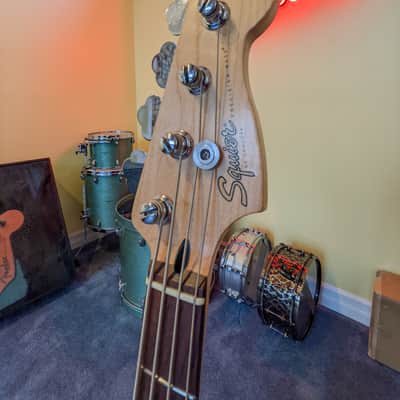 Squier Mexican P Bass 1998 Gloss Black image 3