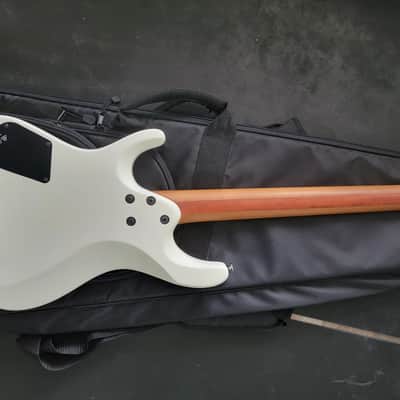 Ibanez ICHI10-VWM Headless Stratocaster Ichika Nito Signature Quest 2021 Jescar EVO gold frets Fishman Fluence Strat mod image 4