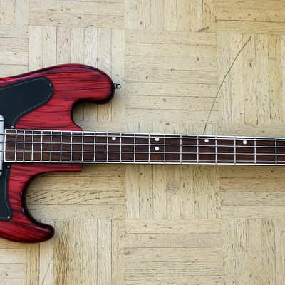 Taco Migma-style bass guitar ~1965 East Germany communist bloc vintage image 2