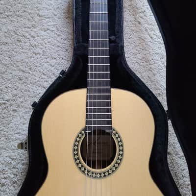 Kremona Romida RD-S Classical (All solid European Spruce/Indian Rosewood) image 3
