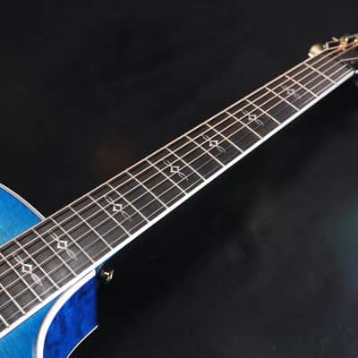 Taylor Custom Shop Grand Auditorium BLACK LABEL Spruce Top Quilt AAA Maple Back & Sides with Hardcase Transparent Blue 093 image 3