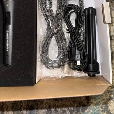 Audio-Technica AT2005USB Handheld Cardioid USB/XLR Dynamic Microphone 2010s - Black image 3