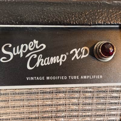 Fender Super Champ XD 2-Channel 15-Watt 1x10" Guitar Combo image 2