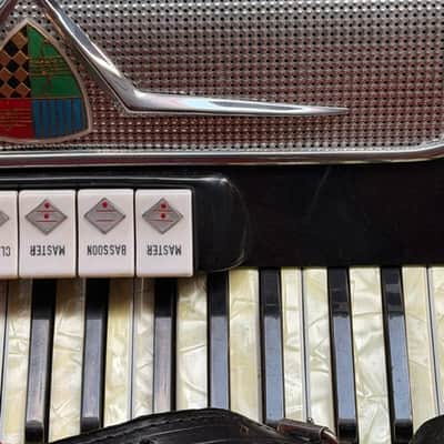 Vintage Iorio Italian Piano Accordion with Mother of Pearl Keys image 5
