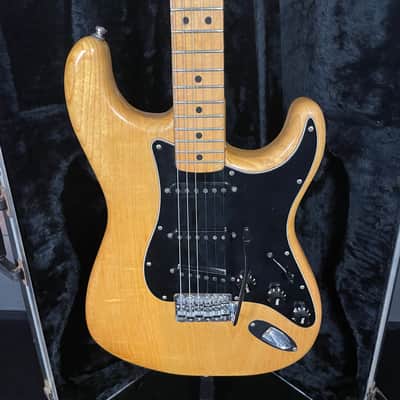 Fender Stratocaster with Maple Fretboard 1979 - Natural image 2