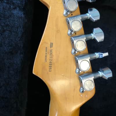 Fender Jaguar Kurt Cobain Road Worn 2011 Sunburst image 12
