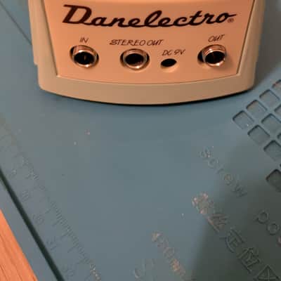 Danelectro Cool Cat Chorus 1990s - Mint Green imagen 2