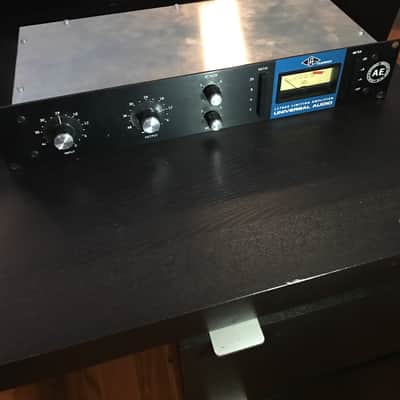 Universal Audio 1176AE Anniversary Edition Limiter 2009