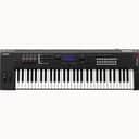 Yamaha MX61 61-Key Music Synthesizer Keyboard with Semi-Weighted Action, Black