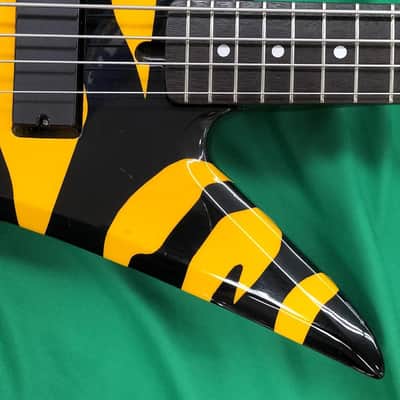 Aria Pro II Bass ZZB Deluxe Tiger Zebra Stripe image 5