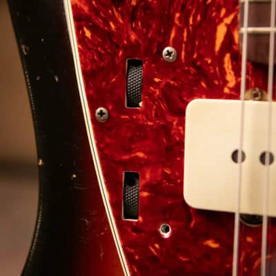 Fender Vintage 1962 Jazzmaster Electric Guitar - 3-Tone Sunburst with Hardshell Case - Used image 8