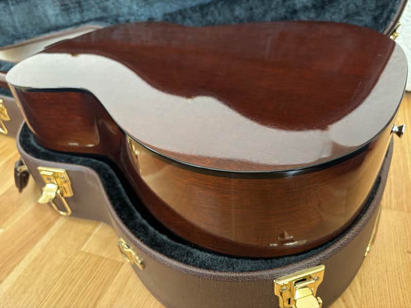 K.Yairi RSL-701 Bearclaw Spruce/Mahogany (Gibson LG-2 Style) 2011