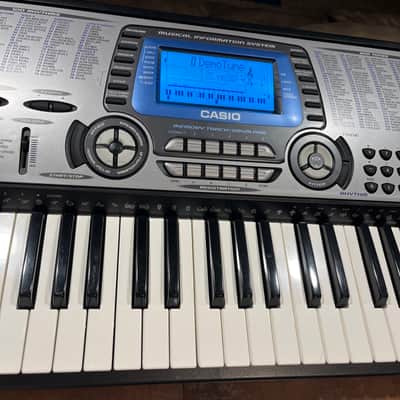 CASIO CTK-651 61 KEY SYNTHESIZER 32 SYNTH TONES MULTI TIMBRAL MIDI