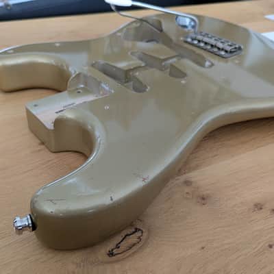 Dutchrelics Stratocaster nitro Body 2014 Shoreline Gold + Vibrato image 9