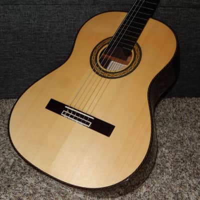 FABULOUS "EL VITO" CONCERT RS - CUSTOM MADE - TORRES STYLE CLASSICAL GUITAR - SPRUCE/INDIAN ROSEWOOD image 2