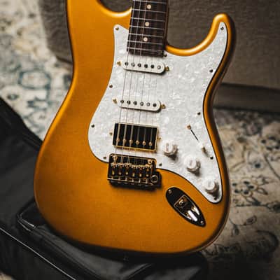 Suhr Classic S Dealer Select Limited Run - Gold w/White Pearl Pickguard, Match Painted Headstock, Gold Hardware & SSCII System image 1