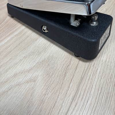 Real McCoy Custom RMC4 Picture Wah Dark Grey/Chrome image 2