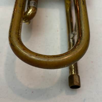 F.E. Olds Ambassador Trumpet — 1968 (S/N 662076) — Very Good + Bach 7C & Accessories image 7